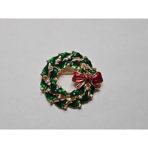 Vintage Gold Tone Christmas Wreath Pin/Brooch, Green Red Bow, 1.75'' Diameter